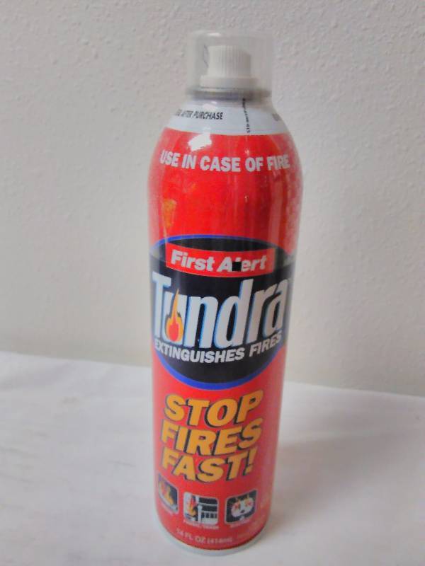 lot 60 image: Tundra Fire Extinguishing Spray 14 OZ First Alert