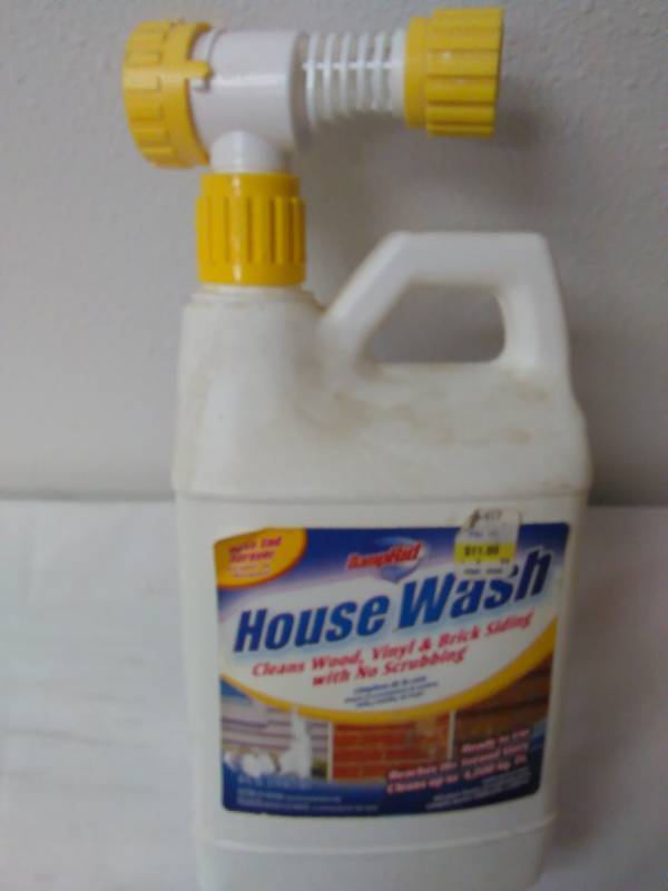 lot 64 image: DampRid House Wash 56 Oz.