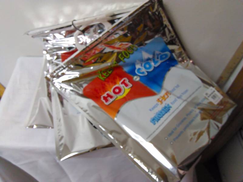 lot 101 image: Hot  Frozen Carry Bags 19 in. x 15 in. (3)