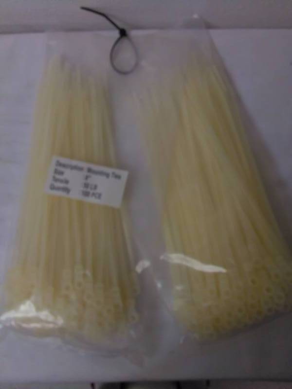 lot 103 image: Zip Ties 9 in. qty. 200