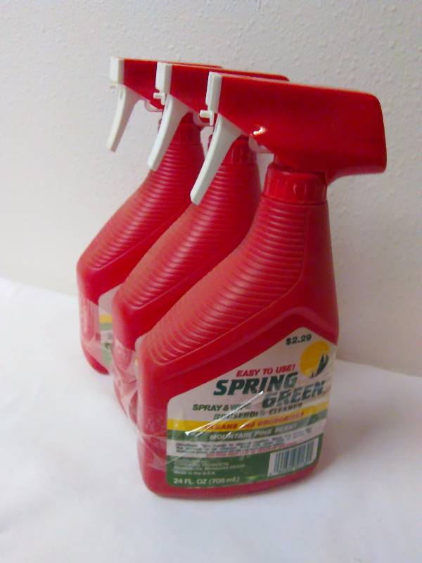 lot 211 image: Spring Green Household Cleaner 24oz (3)