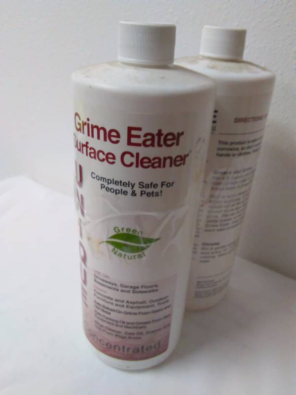 lot 214 image: Grime Eater Surface Cleaner 32oz (2)