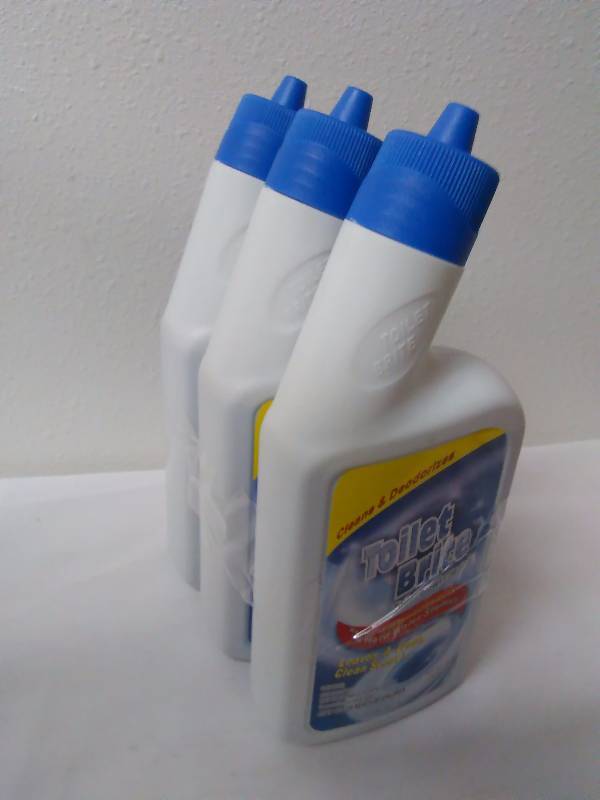 lot 215 image: Toilet Brite Bowl Cleaner 17oz (3)