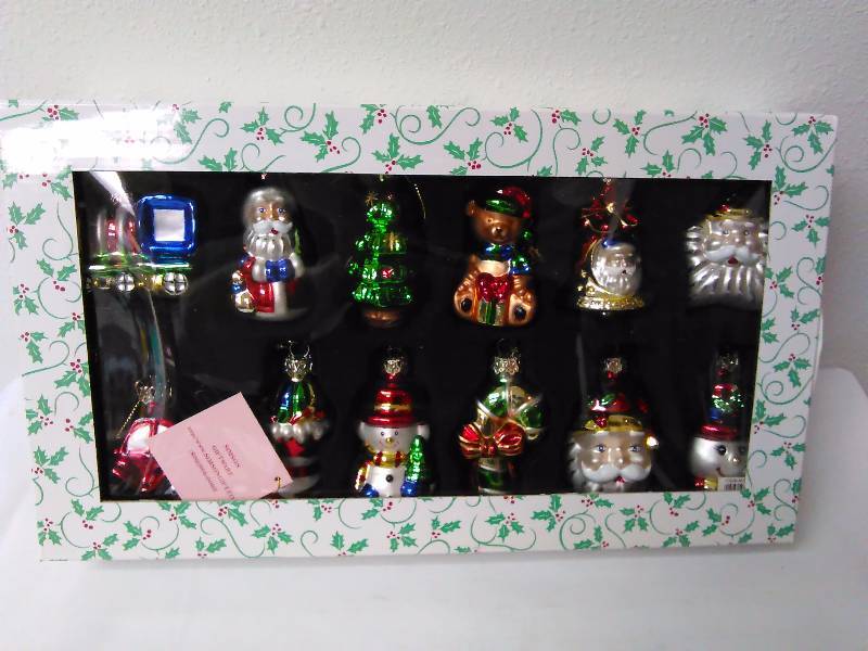lot 360 image: Christmas Ornaments, Retro Inspired, Glass, 12 pc, Simpson Gifts