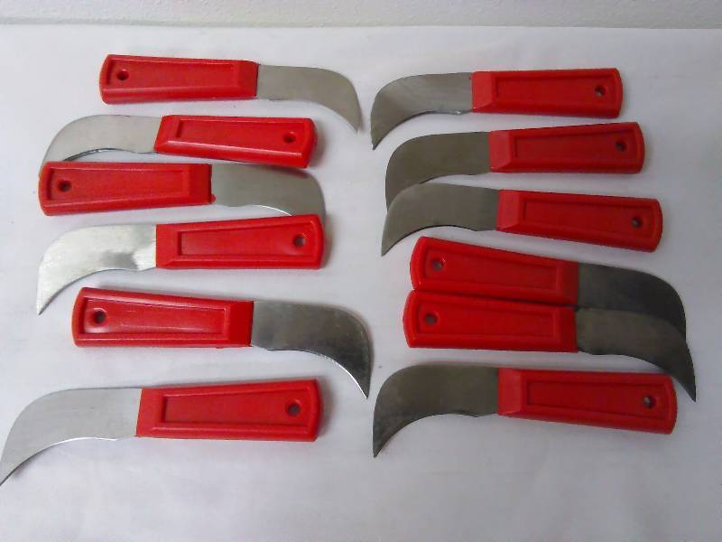 lot 395 image: Curved Knife Flooring  Utility (12)