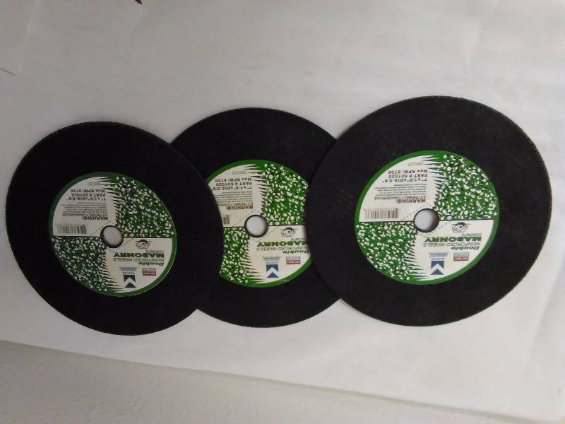 lot 405 image: Masonry Wheels, 7 in. x 18 x58 (3)
