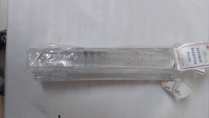 lot 426 image: 8X Power Magnifying Ruler (6)