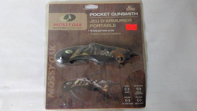 lot 461 image: Mossy Oak, Pocket Gun Smith, 18 long gun tools in one