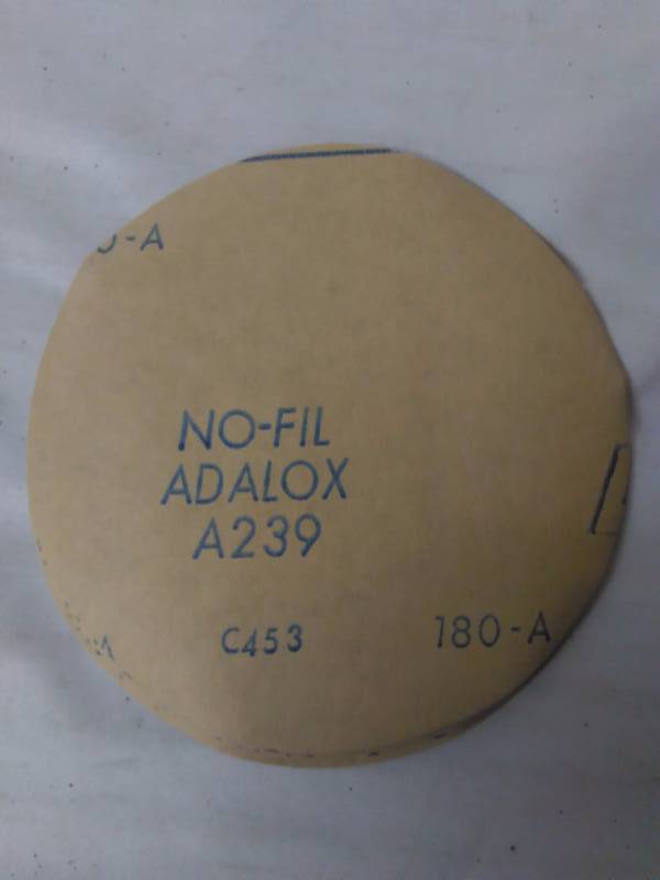 lot 479 image: Norton Sand Paper 180 grit 100ct 6 in. discs
