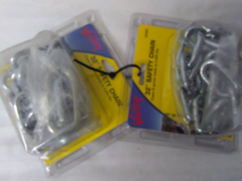 lot 484 image: 32 in. Safety Chain (2)