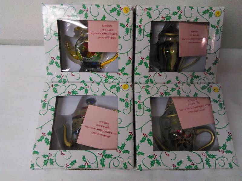 lot 546 image: Miniature Glass Tea Pots, 4 Designs 3 sets (12)