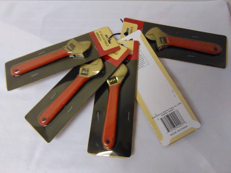 lot 561 image: 6 in. adjustable Wrenches (5)