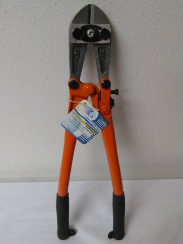lot 567 image: 14 in. Bolt Cutter