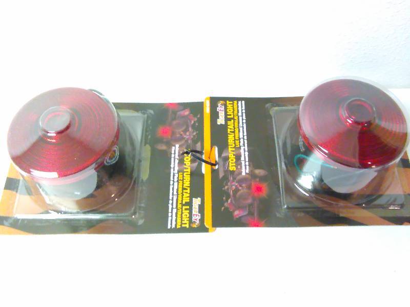 lot 600 image: Trailer Taillights, 1 pair