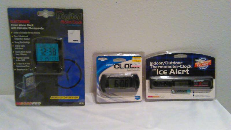 lot 627 image: Digital Alarm Clock, Ice Alert Thermometer, Travel Clock