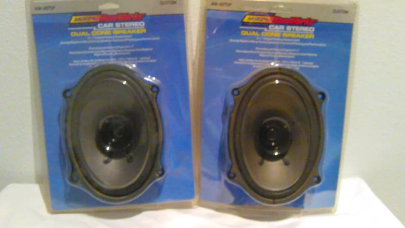 lot 632 image: Dual Cone Speaker 5 x 7, factory replacement parts (2)