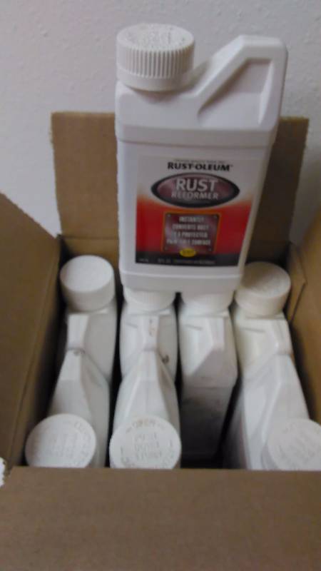 lot 44 image: Rust-oleum Rust Reformer 8oz Bottles (8)
