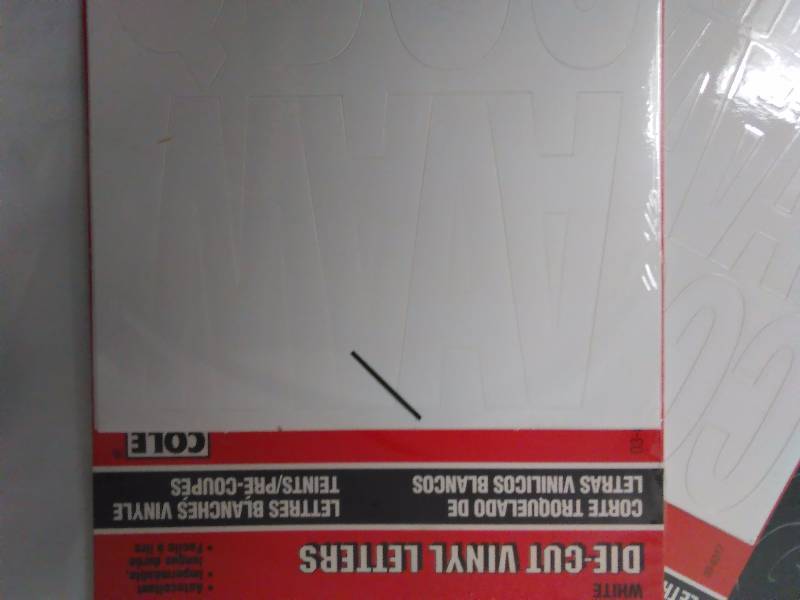 lot 679 image: Vinyl Letters and Numbers, Black and White (4)