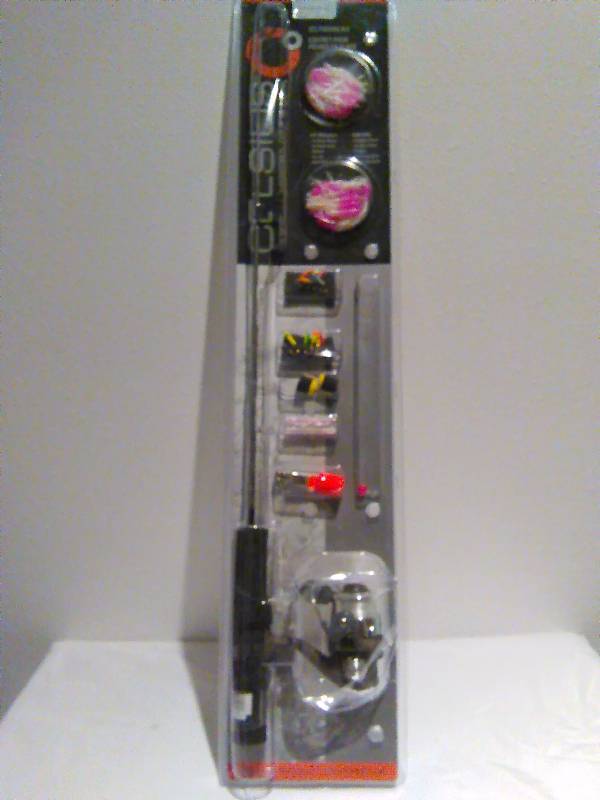 lot 708 image: Celsius Ice Fishing Kit