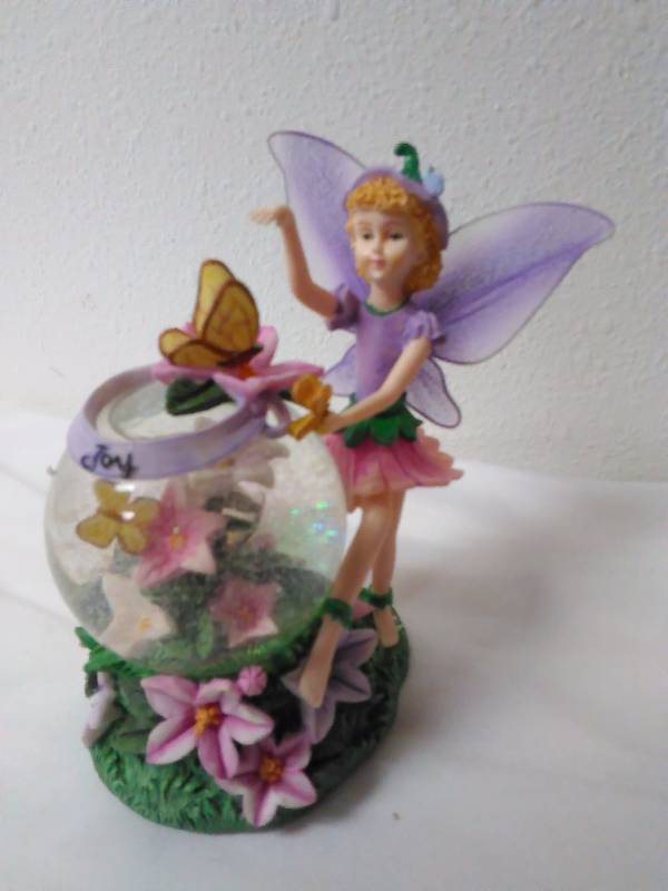 lot 719 image: Fairy Snow Globe, Joy, Simson Giftware