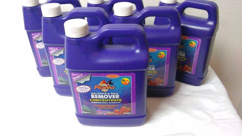 lot 728 image: Piranha Wallpaper and Paste Remover Concentrate, 32 oz. (6)