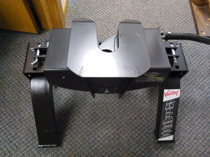 lot 797 image: 5th Wheel Plate - Valley Brand PullMax