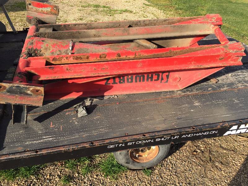 SCHWARTZ DUMP TRUCK HOIST JOHN DEERE IMPLEMENT TRAILER AND SCHWARTZ
