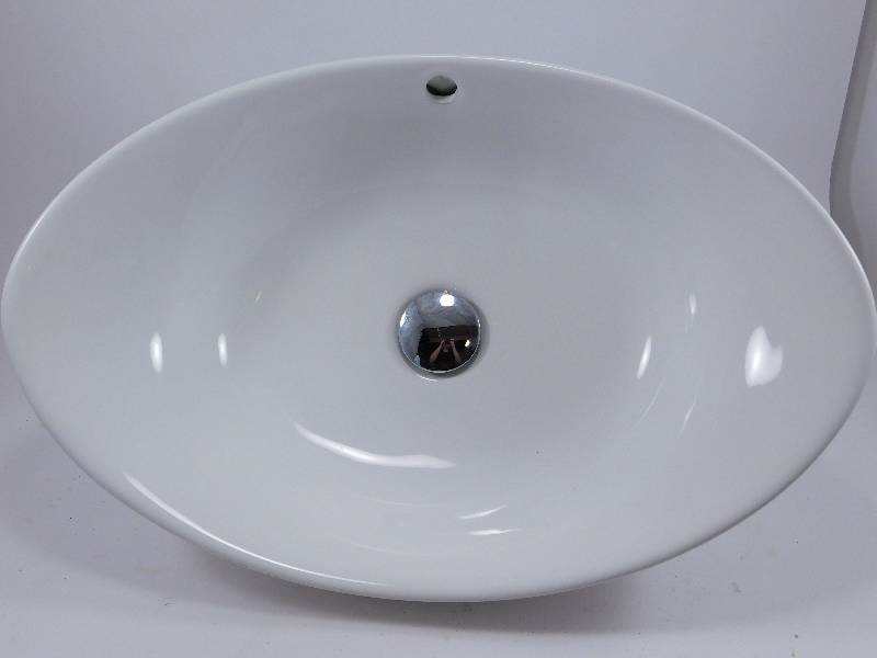 lot 19 image: Sink