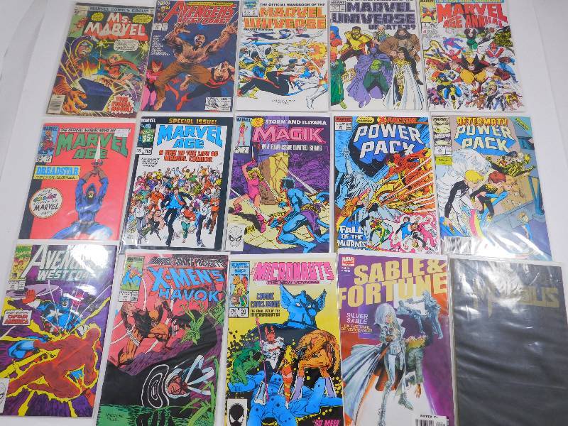 lot 32 image: Lot of Comic Books