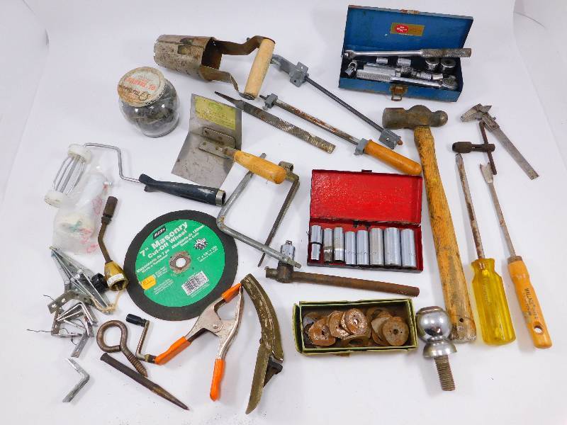 lot 51 image: Lot of Misc. Tools