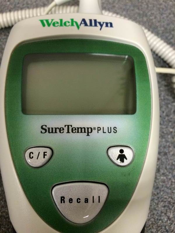 lot 44 image: Retails New $400 Welch Allyn SureTemp Plus Electronic Thermometer w 6 packs of Probe Covers - WhiteGreen - Excellent Condition