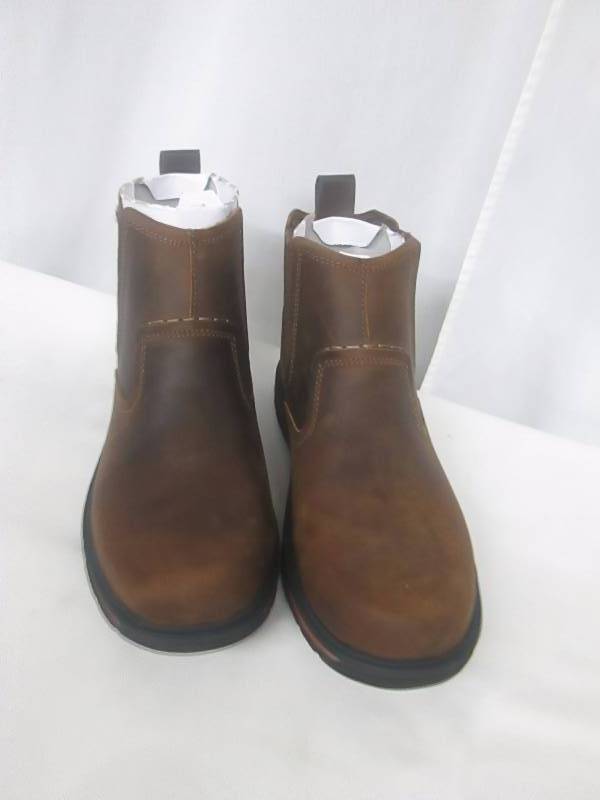 lot 33 image: Skechers Mens Relaxed Segment Boots