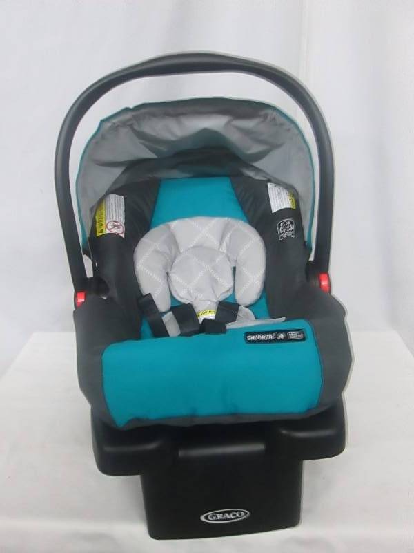 lot 19 image: Graco SnugRide Click Connect 30 Car Seat
