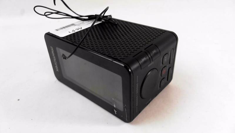 lot 286 image: Memorex 30 pin Docking Station & Radio