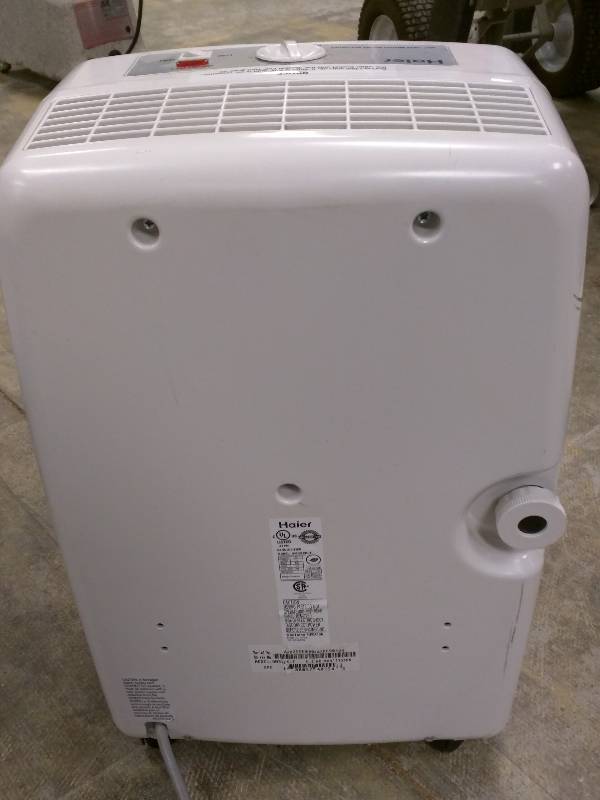 lot 55 image: Haier DM32EK-T Dehumidifier NON WORKING