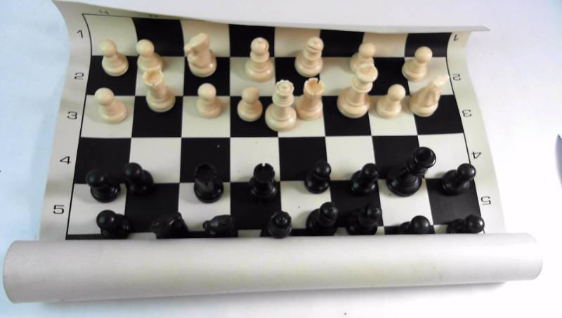 lot 284 image: Sterling Travel Tournament Chess Set