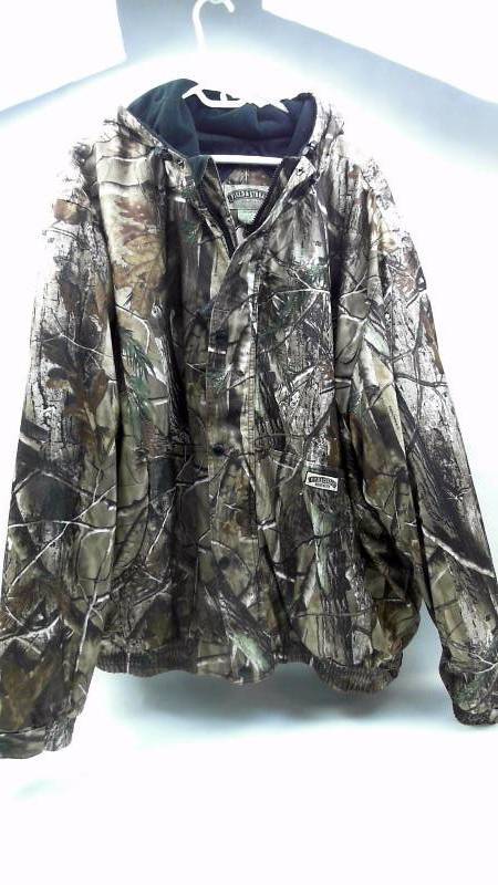 lot 74 image: Field and Stream Real Tree Camoflauge Jacket