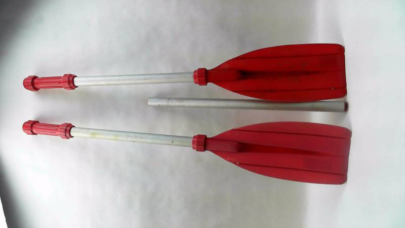 lot 78 image: No Brand Collapsable Kayak Paddle 3pc