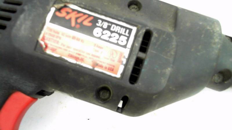 lot 95 image: Skil 6225 38 Drill