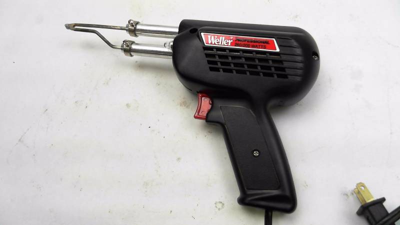 lot 97 image: Weller D550 Professional Solder Gun