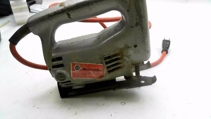 lot 104 image: Black and Decker 7517 2-speed Jigsaw