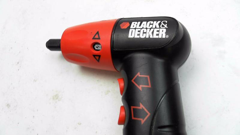 lot 112 image: Black and Decker AD600 Drill