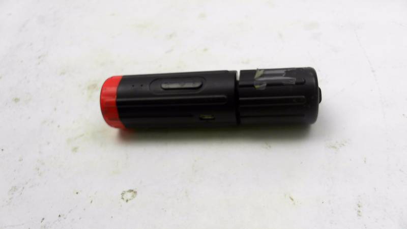 lot 106 image: Onn 3 in 1 Flashlight