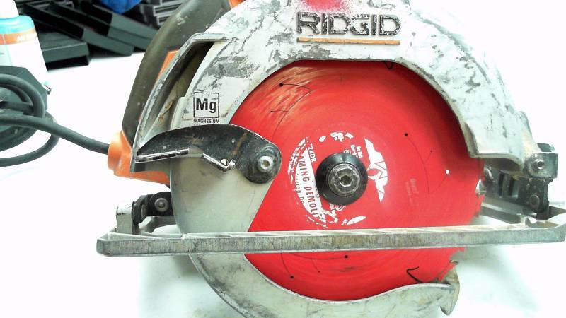 lot 133 image: Rigid R32021 Circular Saw