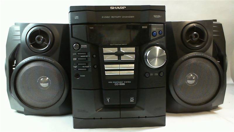 lot 413 image: SHARP Model CD-E99 3-DISC dual cassette mini component system audio stereo radio