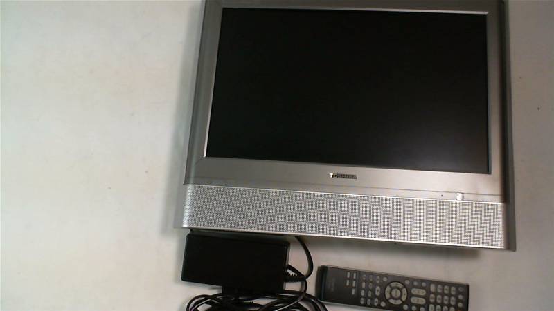 lot 420 image: Toshiba Model 17HLV85 LCD TVDVD combination television with remote & power cable