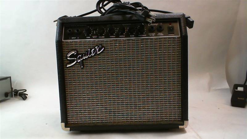 lot 436 image: Fender Squier Champ15 guitar amplifier
