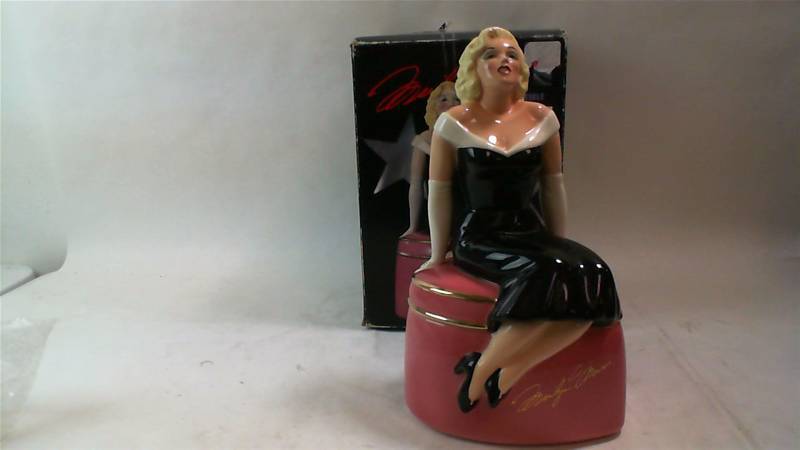 lot 476 image: Marilyn Monroe Ceramic painted Cookie Jar