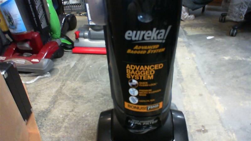 lot 494 image: Eureka model AS1053 pet vacuum  with hose and attachments