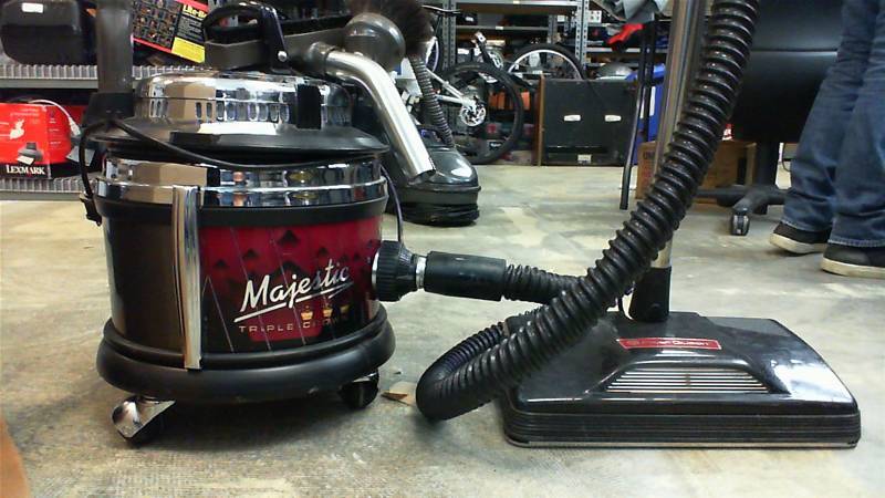 lot 510 image: Majestic Filterqueen cannister vacuum with many attachments nice condition see pics